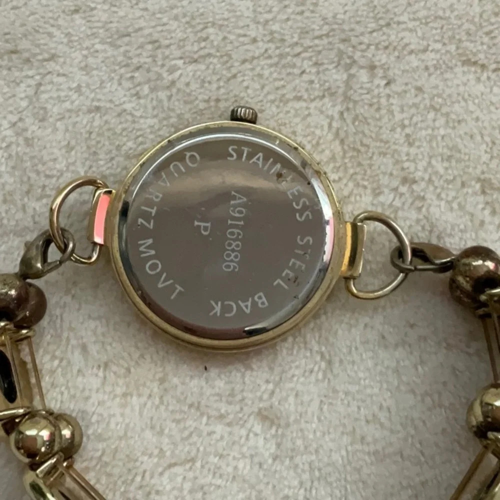 WATCH - Picture 3 of 4